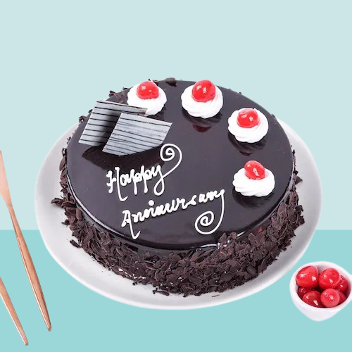 Special Black Forest Cake for Anniversaries - Image 3